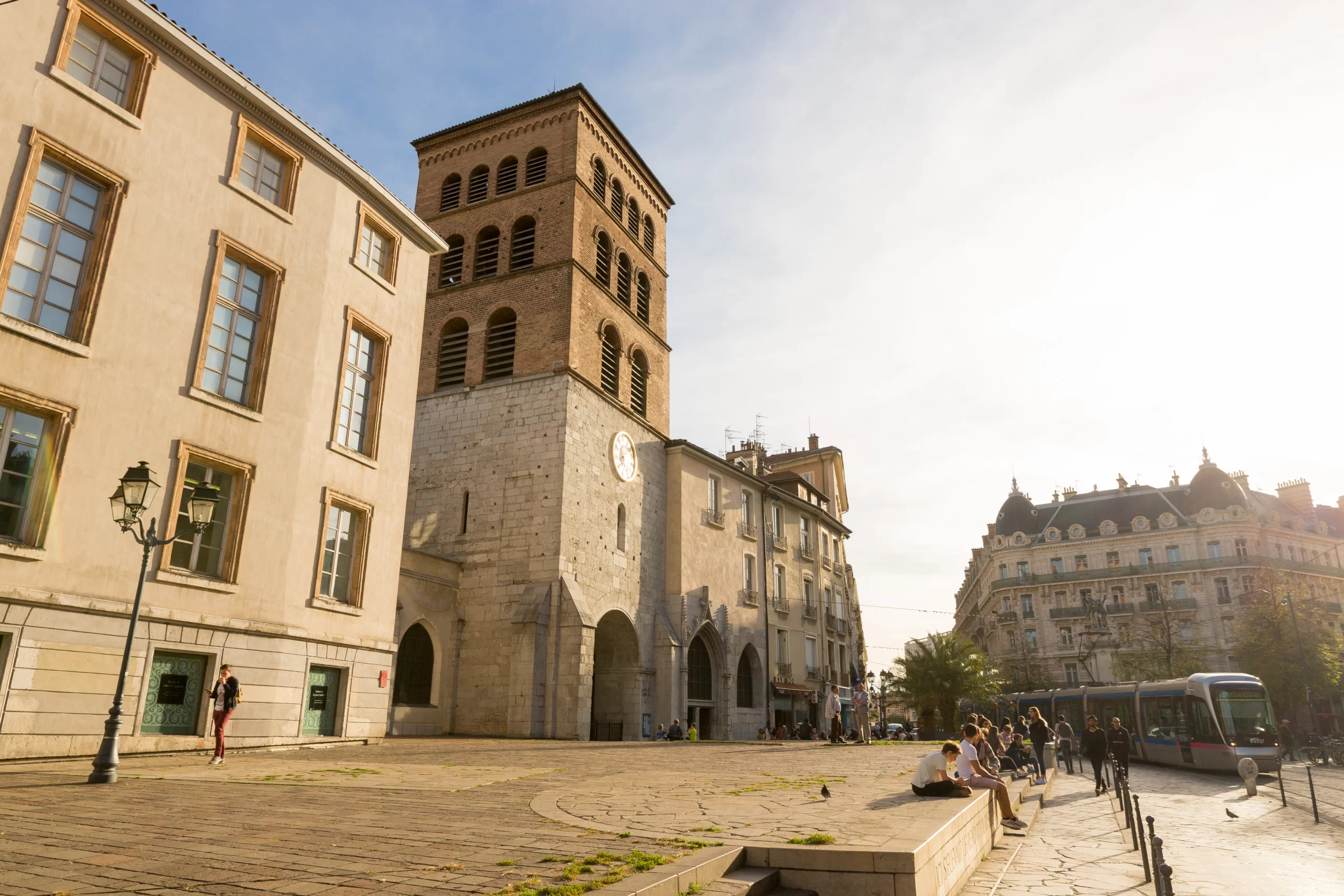 Площадь Нотр-Дам