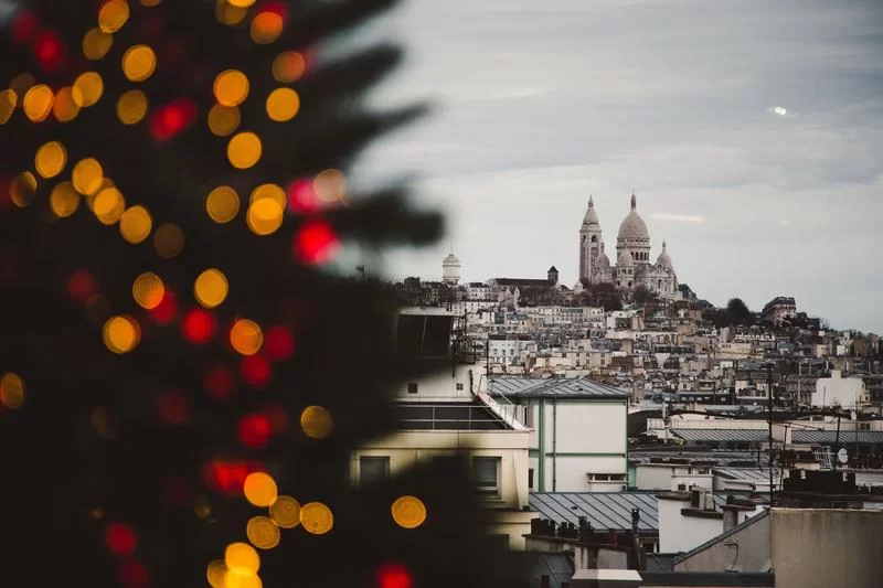 paris-photographer-fevrier-photography-UTOVw34iR0s-unsplash Вид на Монмартр