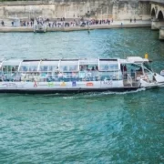 bateau-mouche-922585_1280 Речной трамвайчик в Париже