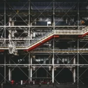 denys-nevozhai-zhwc77cR48M-unsplash Центр современного искусства Жоржа Помпиду
