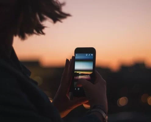 Мобильный интернет в Париже: какого оператора выбрать?