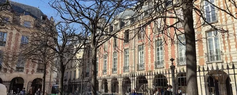 В квартале Маре