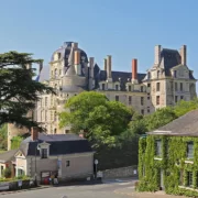 1024px-00_1043_Brissac-Quincé_-_Schloss_Brissac_(Château_de_Brissac) Замок Бриссак