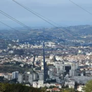 1024px-Saint-Étienne_depuis_le_Guizay Сент-Этьен