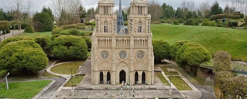 Мини-копия собора