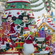 Новый год в Диснейленде Рождество и Новый год в Диснейленде