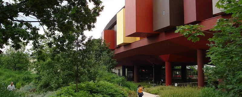 Музей на набережной Бранли