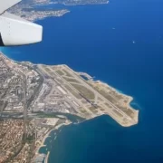 Nice_Côte_d’Azur_airport,_Cagnes-sur-Mer,_Provence-Alpes-Côte_d’Azur,_France_-_panoramio Аэропорт Ницца - Лазурный берег