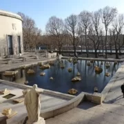 Palais_de_Tokyo_@_Paris_(31253552442) Двор Пале-де-Токио