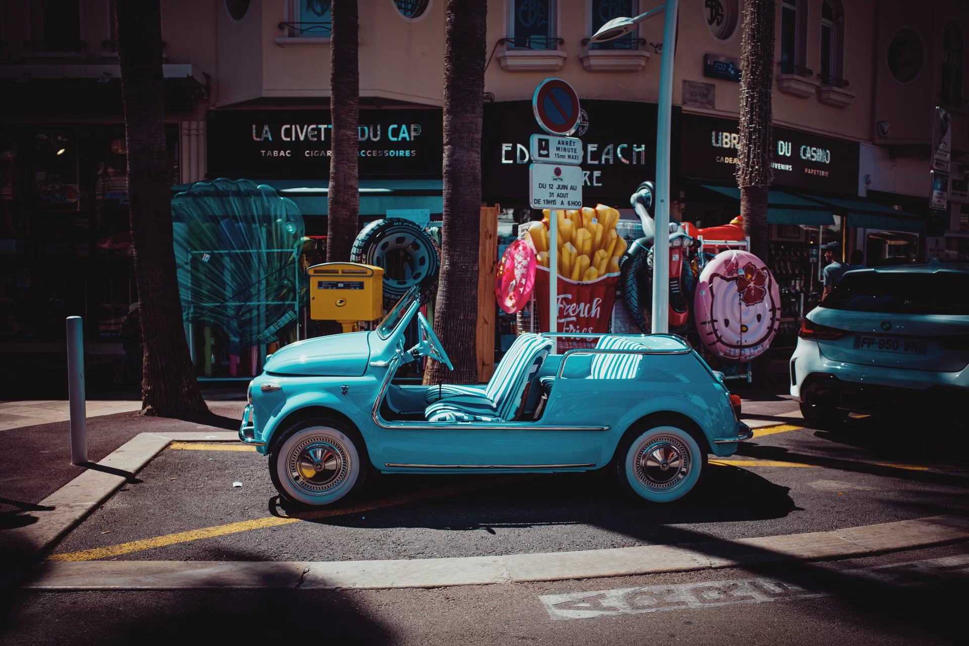aleks-marinkovic-AOXDwov6NyA-unsplash Транспорт в Антибе