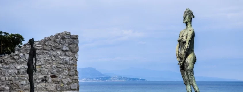 На набережной Антиба