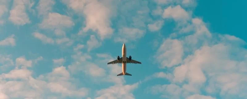 Самолет