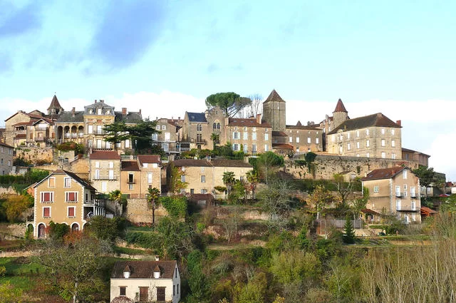 MOSSOT / Wikimedia Commons / CC-BY-SA 3.0 Бельве