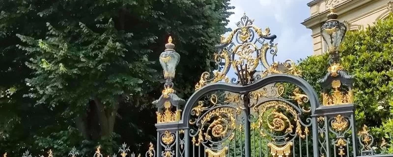 Ворота Елисейского дворца