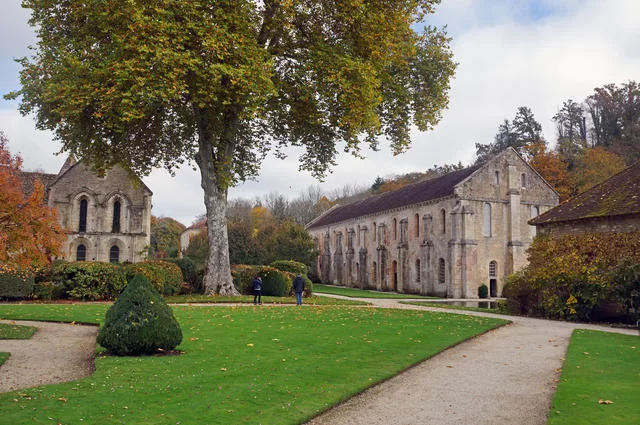 Allie_Caulfield / Flickr / CC-BY 2.0 Аббатство Фонтене