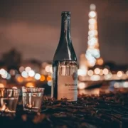 Где в Париже нельзя пить вино?