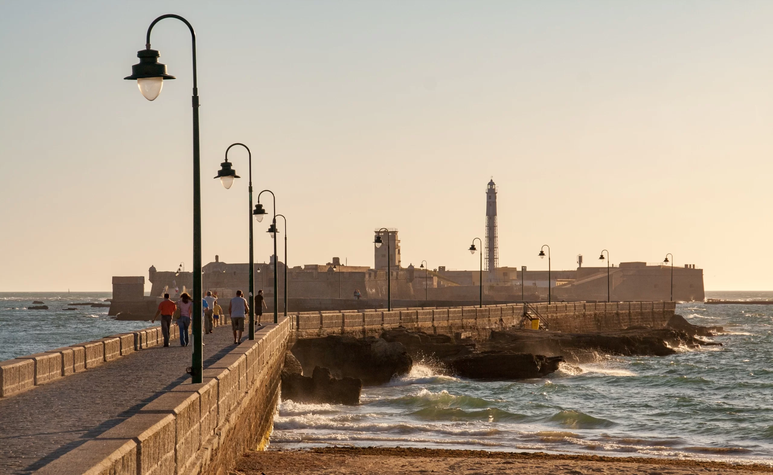 Playa La Caleta, España