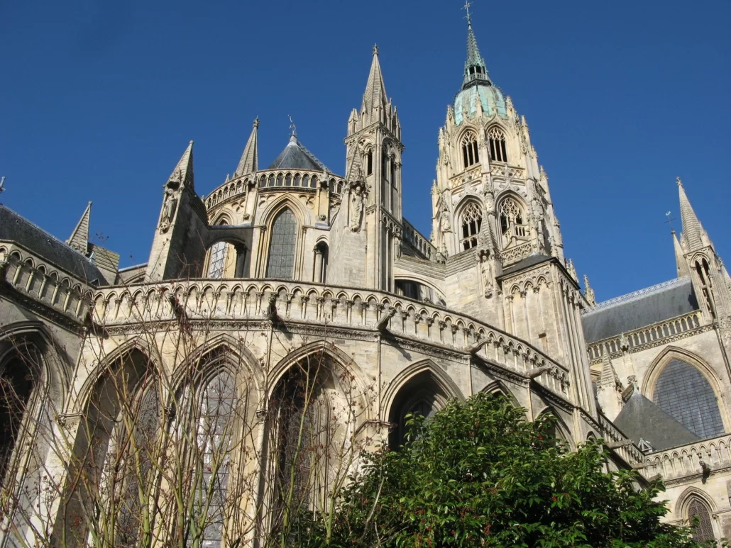 Cобор Нотр-Дам-де-Байё