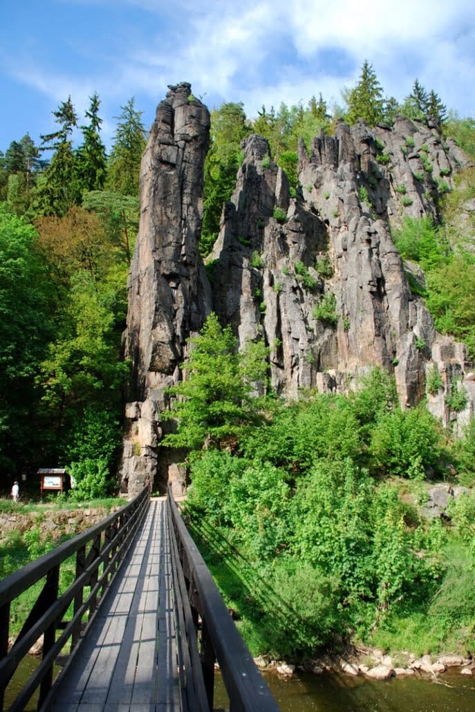 Сватошские скалы