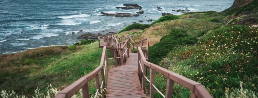 Пляж Карриагем, Алжезур, Португалия